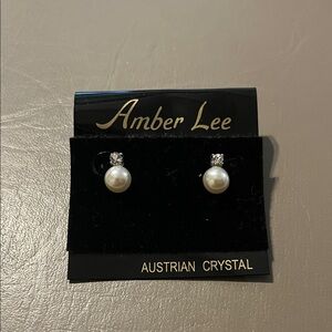 Amber Lee | Crystal & Pearl Stud Earrings
